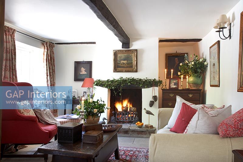 Country living room at Christmas 