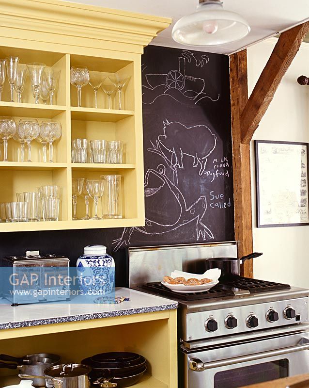 Classic kitchen with blackboard splashback 