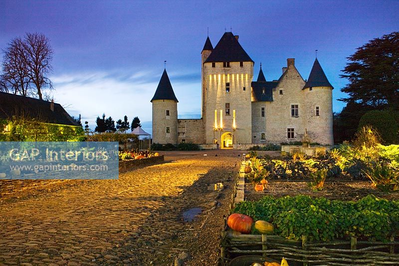 Potager and Chateau du Riveau lit up at night