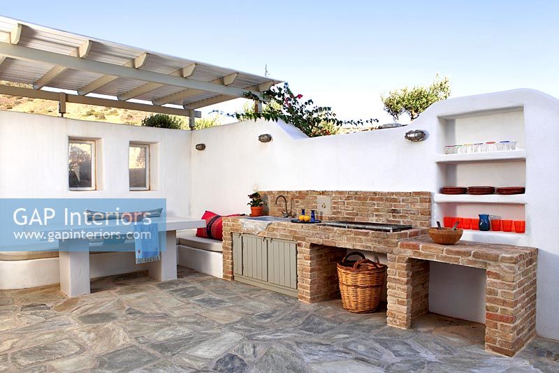 Traditional outdoor kitchen