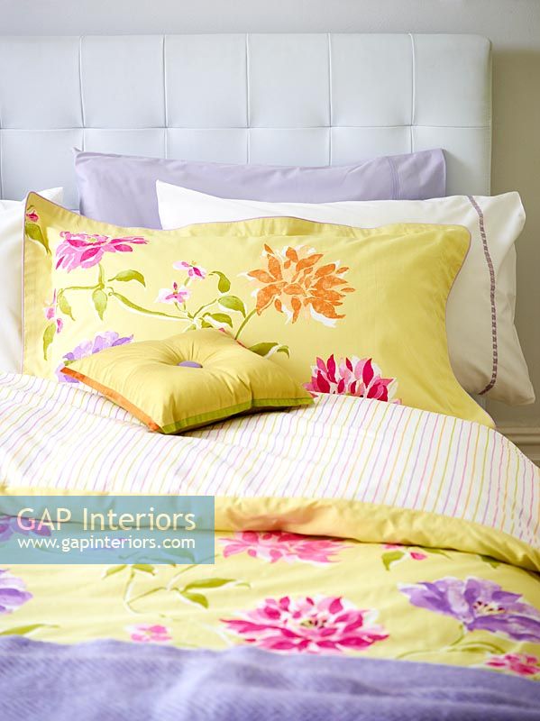 Colourful floral bedding