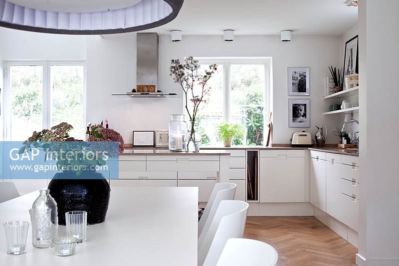 Pin by Featherpress on White Kitchens | White kitchen, Home decor, Home