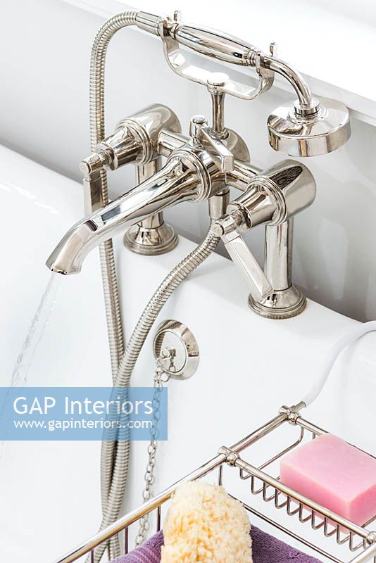 Mixer taps and shower attachment