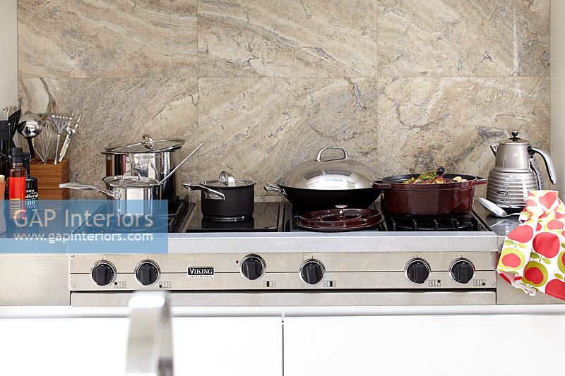 Range cooker with gas hob