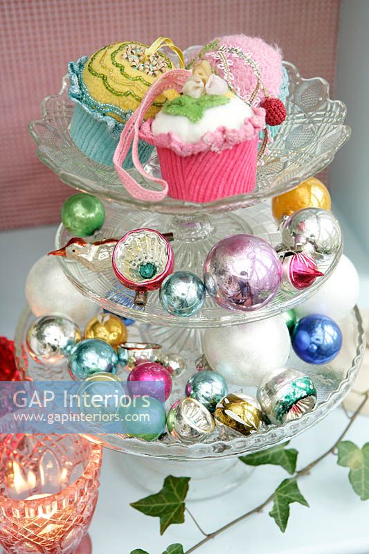 Christmas decorations on cake stand