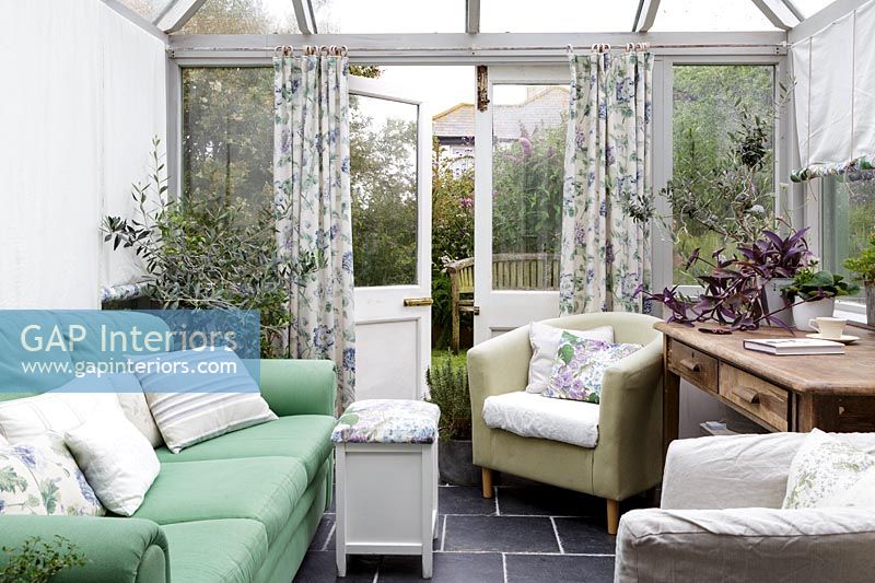 Furniture in small conservatory 