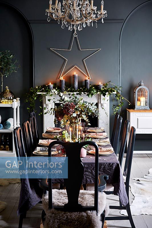 Classic dining table decorated for Christmas 