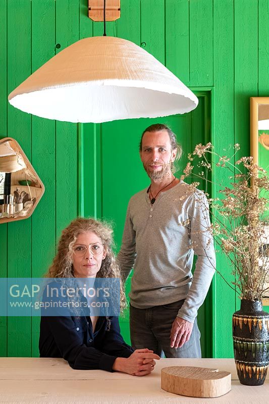 Anne and Romain - feature portrait 