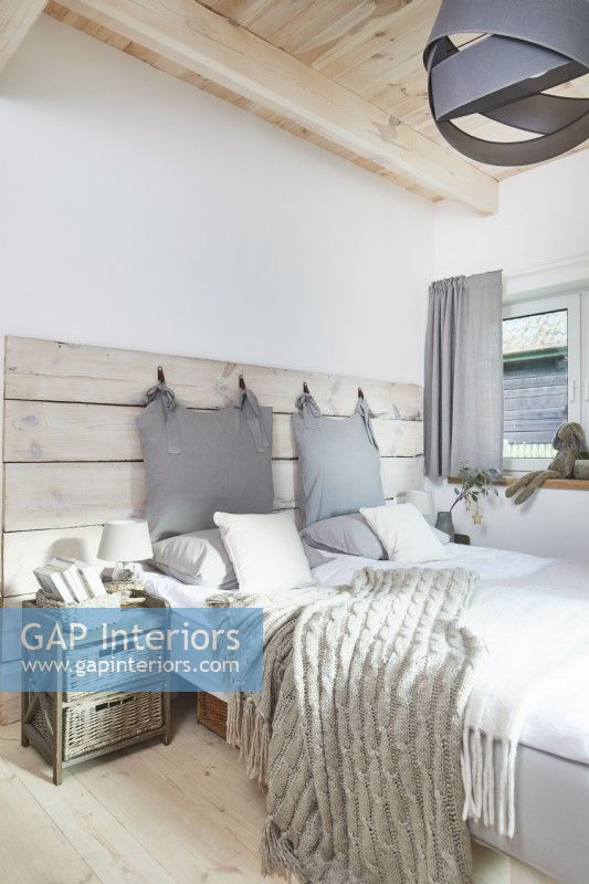 Scandinavian cottage style bedroom