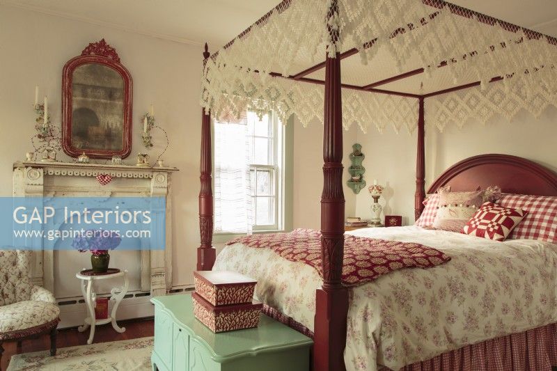 Over forty years after clipping an article about a red bed, Dawne purchased her very own. At its foot, sits a maple hope chest given to her by her father on her 16th birthday. An ornate Victorian fireplace surround complete the heritage look of the master bedroom.