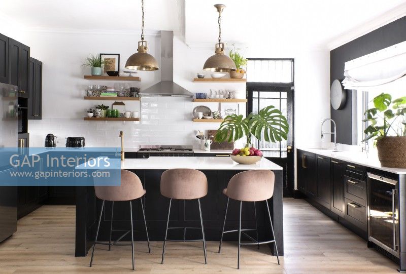 Black and white kitchen with centre island