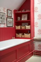 Country style red bathroom