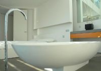 Modern en-suite bathroom 