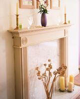 Mantelpiece over sealed fireplace 