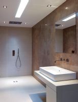 Double sink in contemporary wet room 