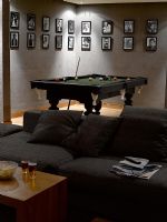 Pool table in games room 