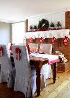 Classic dining room at Christmas 