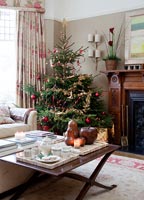 Classic living room decorated for Christmas