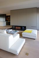 Minimal living room