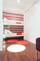 Contemporary childs bedroom
