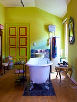 Colourful bathroom