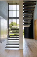 Floating staircase