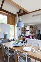 Country style open plan dining area