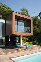 Contemporary house with cube shaped extension