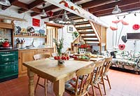 Country style kitchen diner

