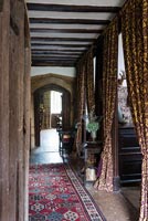 The Screens Passage, Cothay manor