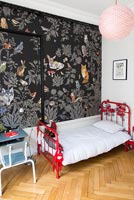 Colourful childrens bedroom 