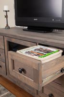 Organised television cabinet