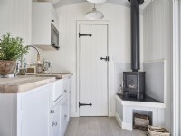 Living space of the Guest room shepherds hut
