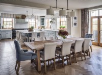 Classic Country kitchen dining area 