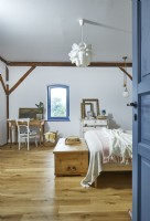 Country style bedrooms 