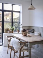 Modern country kitchen diner with inbuilt bench seating