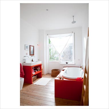 Bathroom Windows on Gap Interiors   Modern Bathroom   Picture Library Specialising In