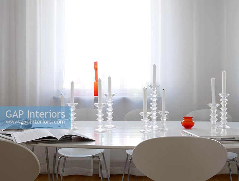 Modern white dining table and chairs 