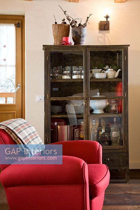 Display cabinet in living room