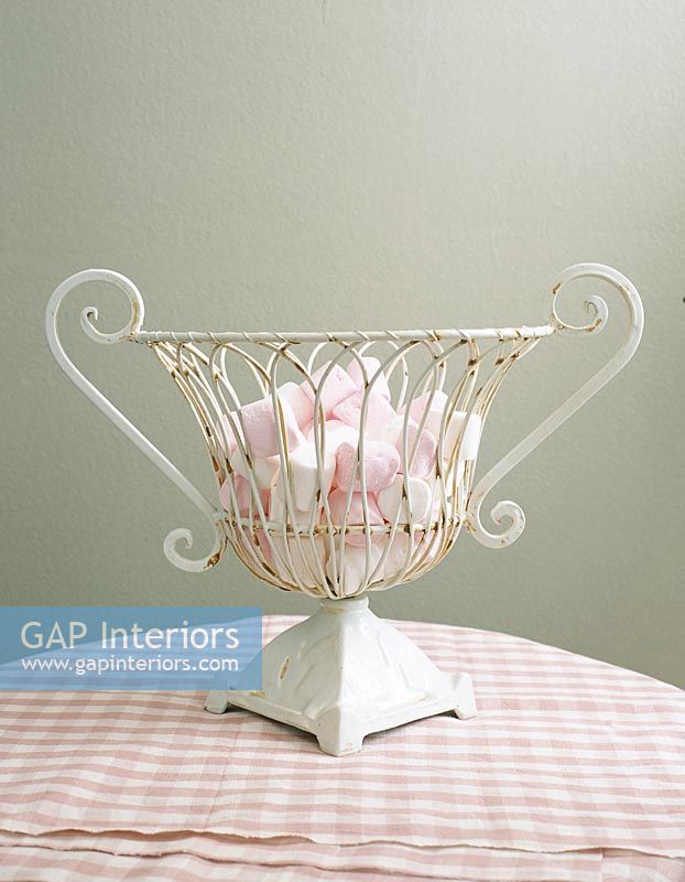 Marshmallows in rod iron trophy 
