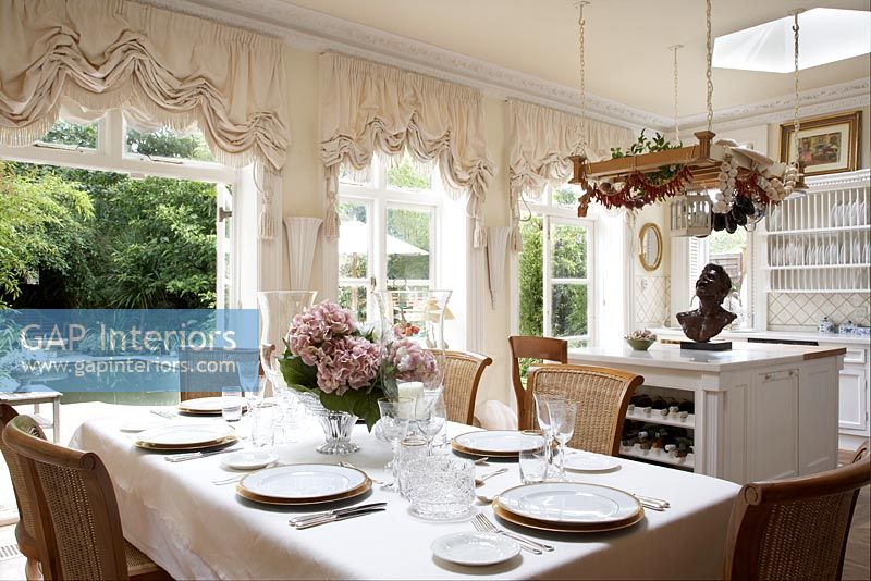 Traditional kitchen and dining room 