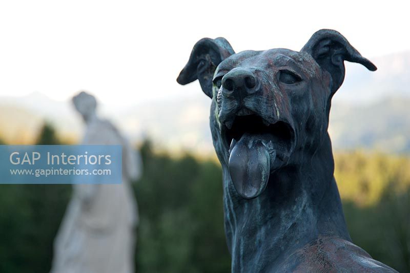 Exterior statue of dog, detail 