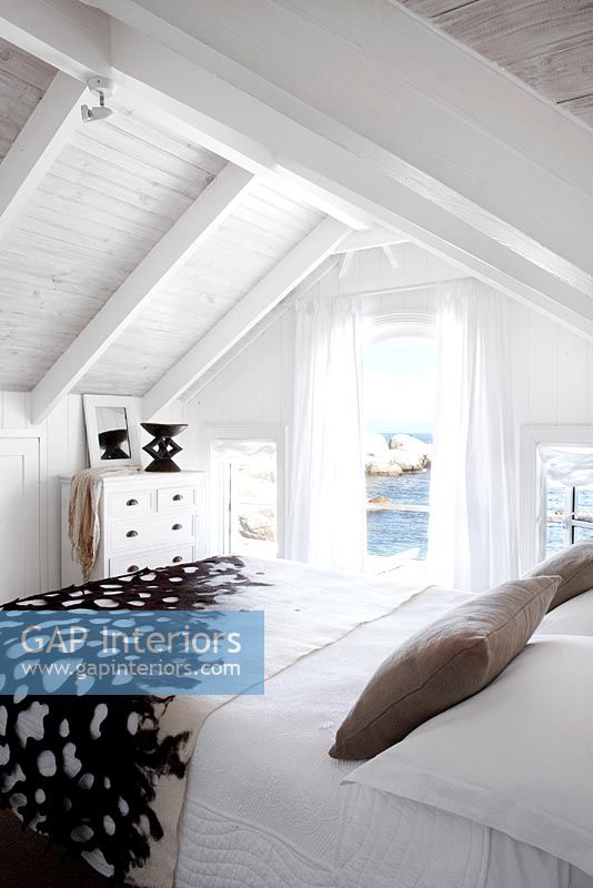 Modern bedroom with sea views 
