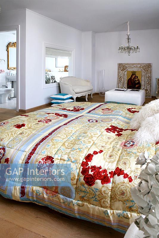 Eclectic modern bedroom with en-suite