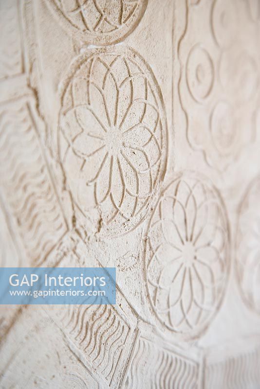 Distressed and moulded plaster walls