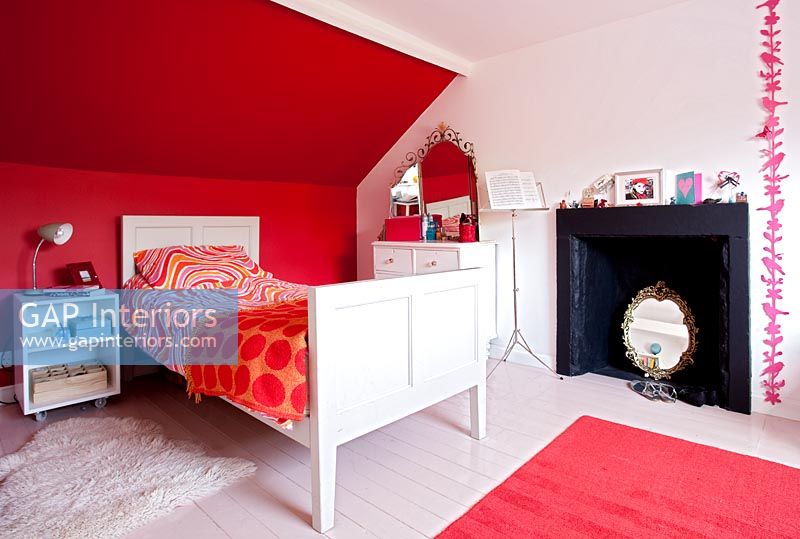 Modern colourful childrens room 