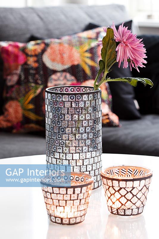 Decorative tea light holders and vase 
