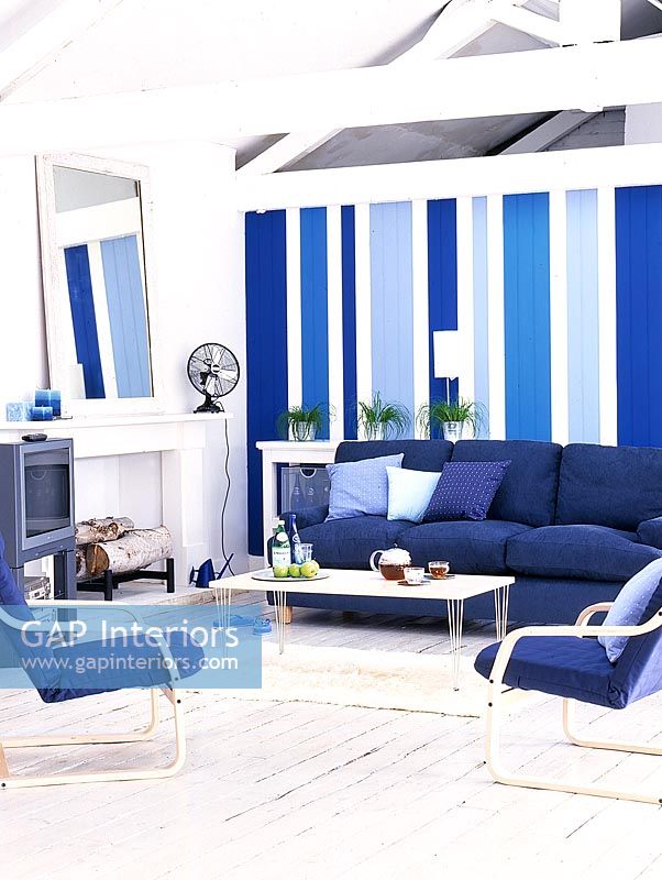 Colourful blue living room 