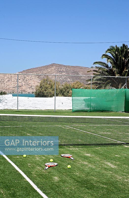 Exterior tennis court
