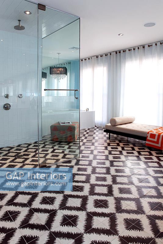 Contemporary bathroom with patterned floor 